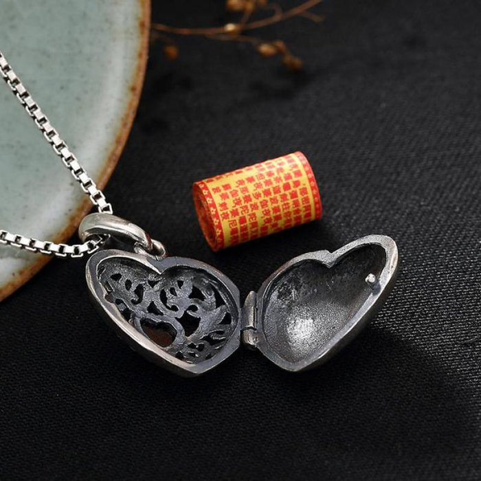 Vintage Thai Silver 925 Sterling Heart Shaped Lockets Pendant Aromatherapy Antique Hollow Flower Natural Stone Fine Jewelry