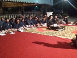 Mubeng Beteng Tradisi Keraton Yogyakarta yang Menyimpan Makna Spiritual