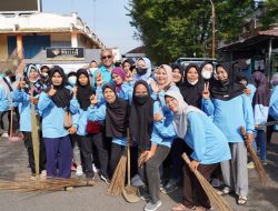 menggelar Bersih-Bersih Sampah Plastik Peringati Hari Lingkungan Hidup Sedunia